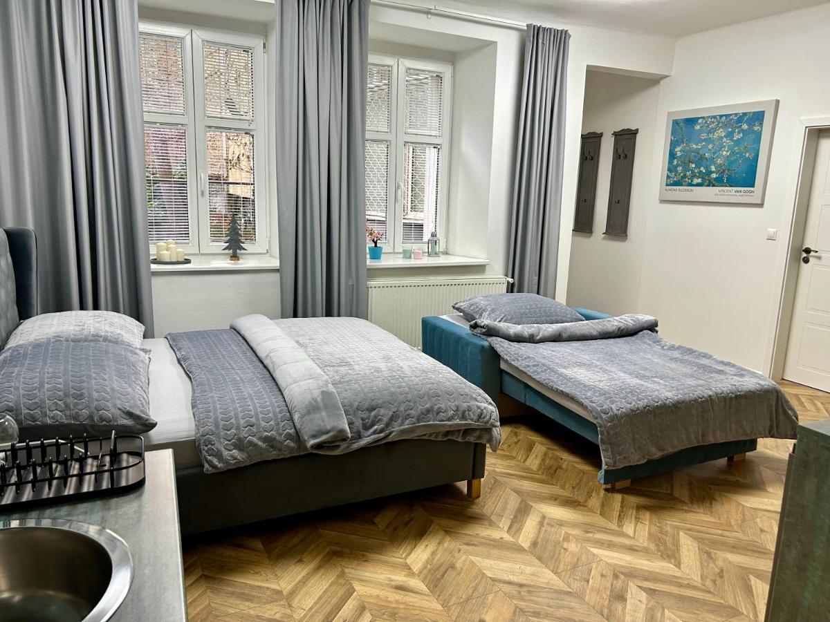 Almond Studio Apartment Bratislava Eksteriør billede
